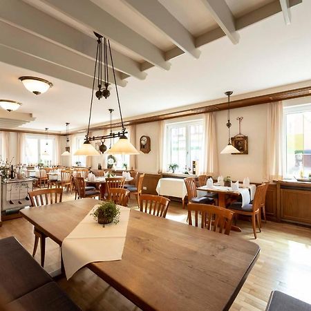 Hotel Gasthof Krone Niederstetten Екстер'єр фото