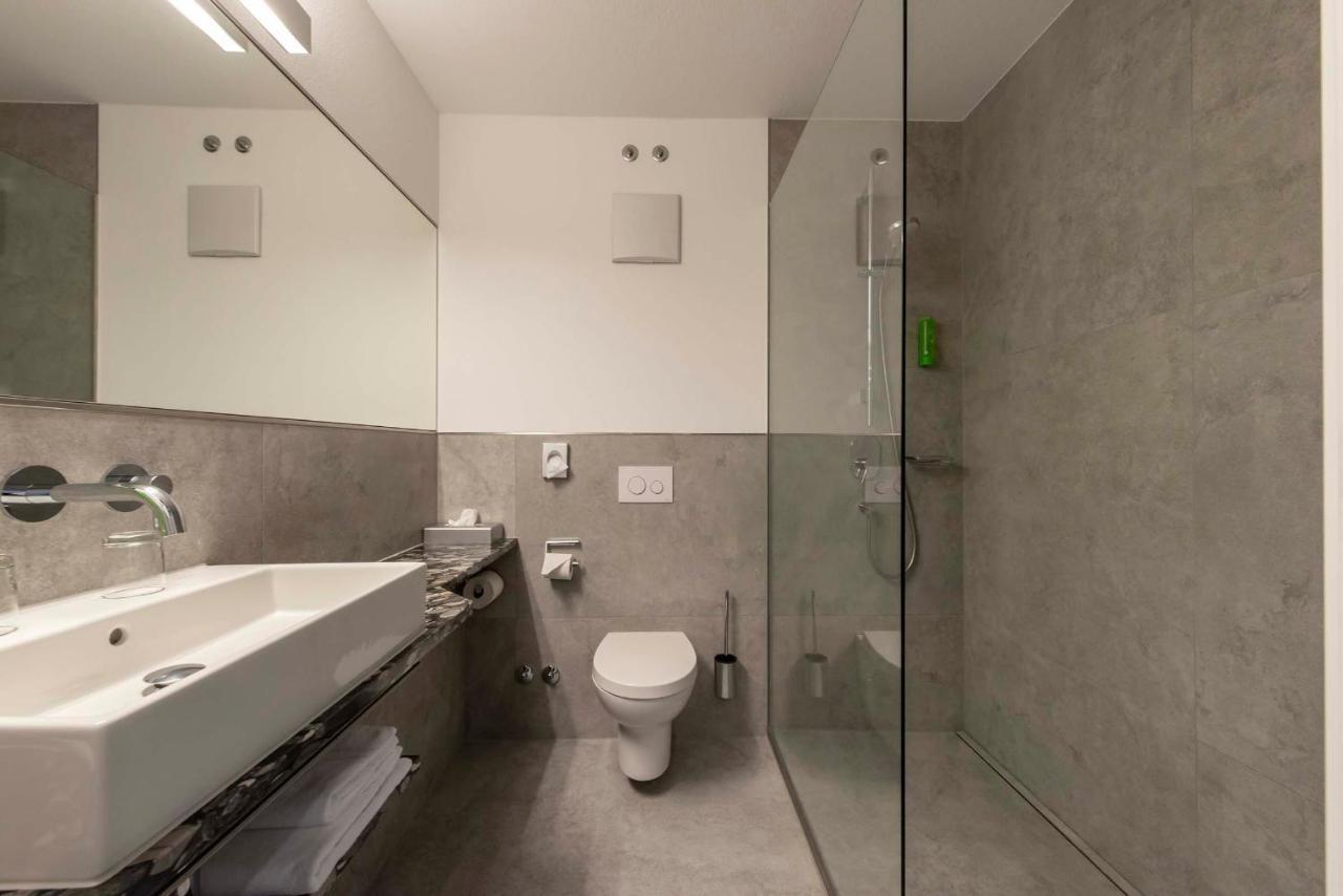 Hotel Gasthof Krone Niederstetten Екстер'єр фото